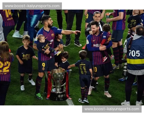 西甲16强：荣耀、对抗与激情的完整图谱